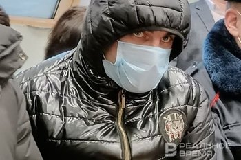 В Татарстане суд отправил на принудительное лечение мужчину, который пытался выбросить из окна свою дочь