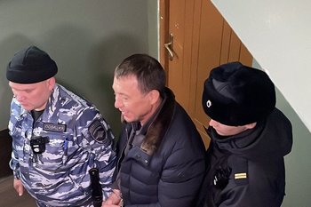 Экс-глава Нижнекамска Рамиль Муллин доставлен в суд по подозрению в мошенничестве