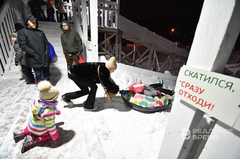 Депутат призвал ради безопасности детей не лишать их телефонов