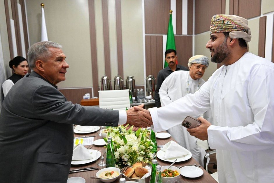 Рустам Минниханов встретился с председателем торгово-промышленной палаты Омана