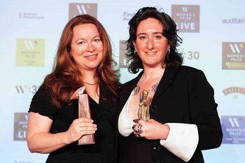 Яэль ван дер Вуден и Рэйчел Кларк получили премию Women’s Prize 2025