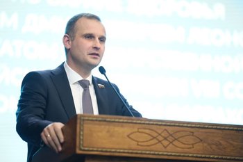 «Никакое не распределение, никакая не отработка»: медикам объяснили, как будет работать наставничество