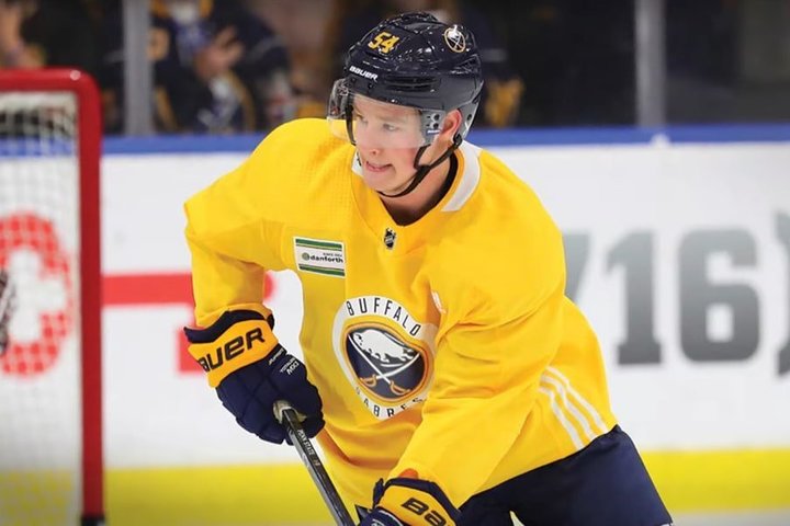 Новичок «Ак Барса» уточнил произношение своей фамилии