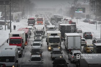 Средняя стоимость иномарки с пробегом в России снизилась за месяц на 30 тыс. рублей