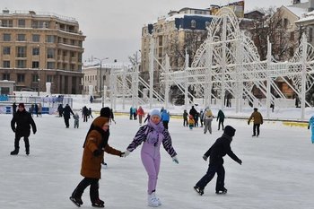 В Казани каток в парке «Черное озеро» завершает сезон