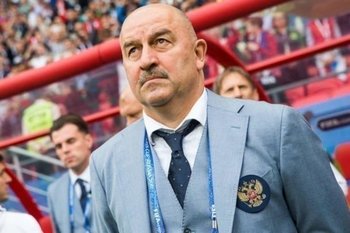 Сборная Польши хочет назначить главным тренером россиянина Черчесова