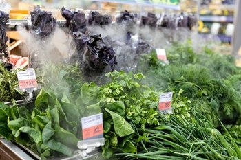 Роспотребнадзор изъял более 300 тонн продукции из магазинов «Светофор»