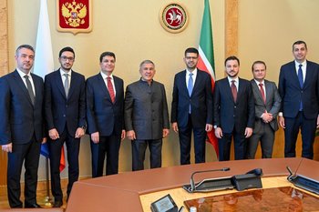 Рустам Минниханов встретился с главой Инвестиционного офиса при администрации президента Турции