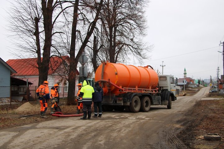 Казанский «Водоканал» борется с «черными ассенизаторами»