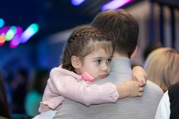 Участникам СВО могут разрешить усыновлять детей без личного присутствия в суде