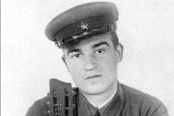 «Вечный огонь памяти»: Абдурахман Абсалямов, Кави Наджми, Геннадий Паушкин