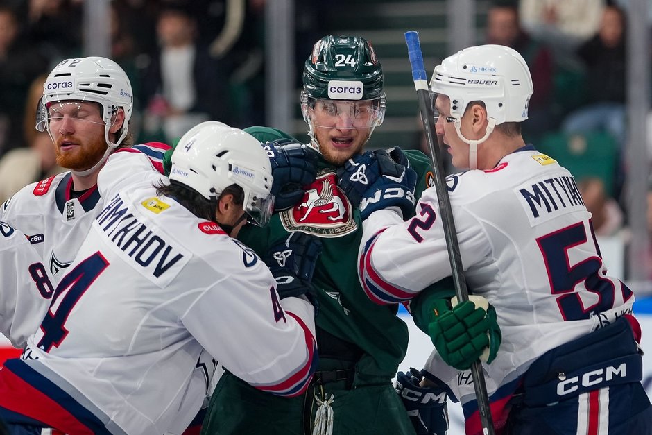 «Ак Барс» сыграет с «Нефтехимиком» с Биро в составе