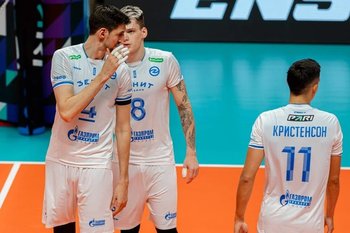 «Классика волейбола»: «Зенит-Казань» вышел в финал Кубка легенд, обыграв «Белогорье»