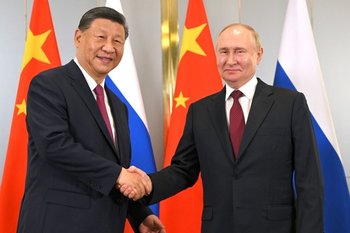 Путин и Си Цзиньпин провели более семи часов на переговорах и подписали ряд документов