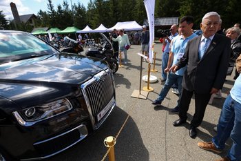 Машина Путина вернулась на Родину