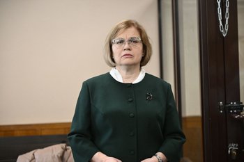 За поборы с подчиненных экс-главу управления ЗАГС Татарстана наказали 4 годами условно