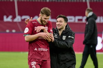 Россияне Тесленко и Апшацев подписали новые контракты с «Рубином»