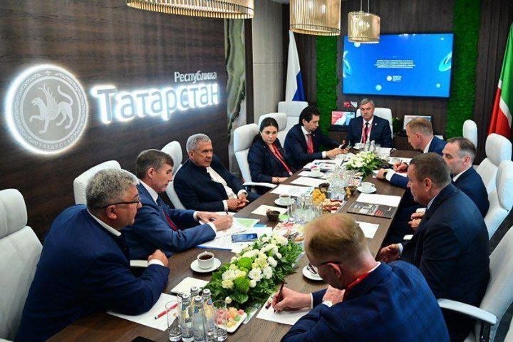 Раис Татарстана обсудил с президентом группы компаний «Ромекс» строительство оптово-распределительного центра