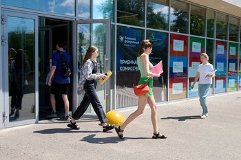 «Бывают ситуации, когда дети не успевают подать документы в вуз»