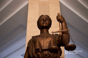 Суд оштрафовал актера Артура Смольянинова* за нарушение закона об иноагентах