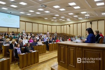 «А кто прежде всего готов решать проблемы в пользу семьи, детей? Конечно, женщины»