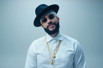 Суд обязал Тимати оплатить долги по взносам на капремонт