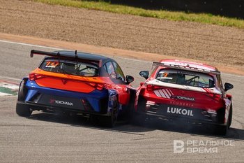 Как «человек дождя» обогнал всех на круг, стартовав последним