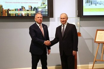 Путин принимает в Кремле спецпосланника президента США Стива Уиткоффа
