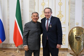 Рустем Сультеев награжден орденом «Дуслык»