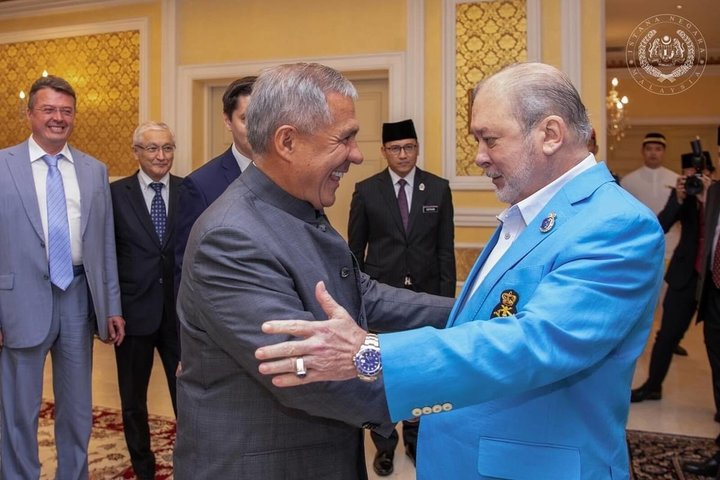 Король Малайзии впервые в истории прибыл в Россию с государственным визитом