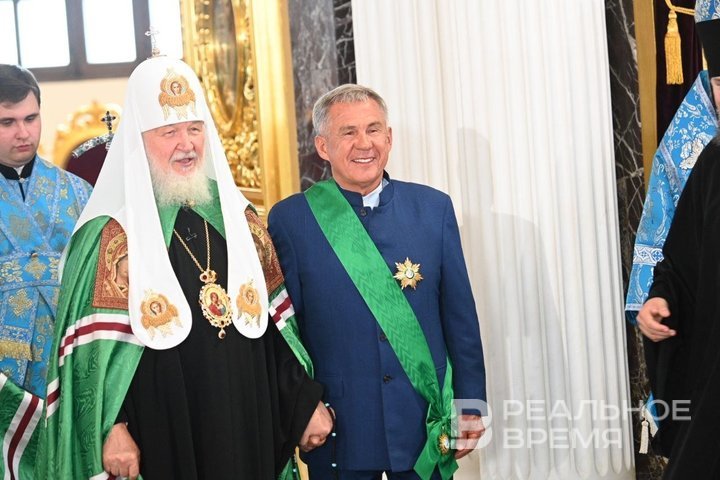Патриарх Кирилл вручил Минниханову Орден Славы и чести первой степени