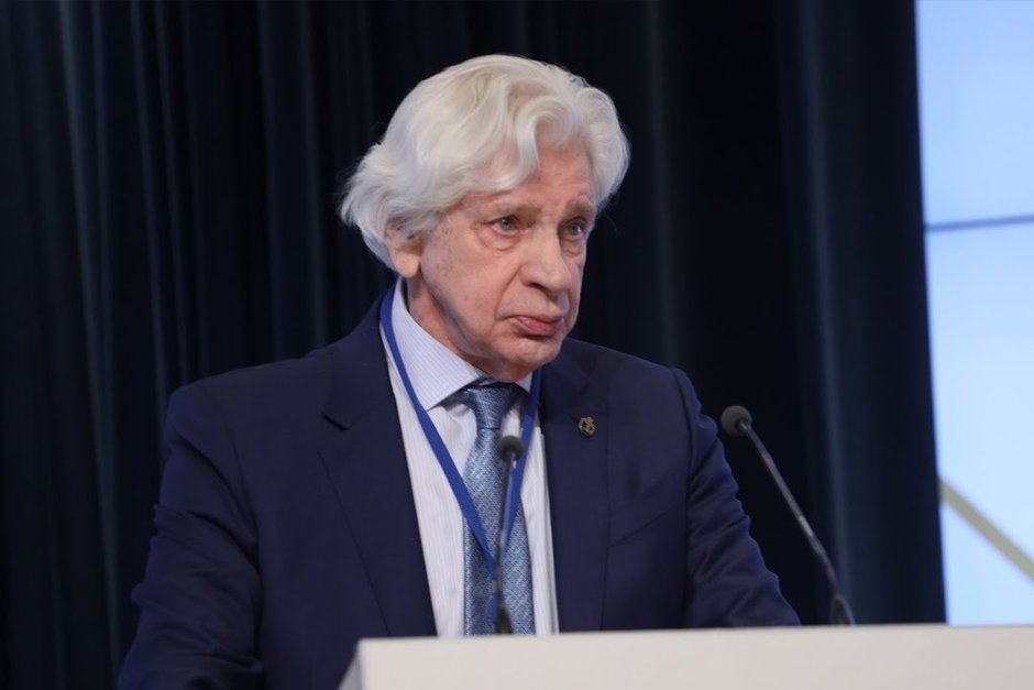 «Опасный прецедент»: глава комиссии ФПА Генри Резник оценил судебный отвод адвоката из Казани