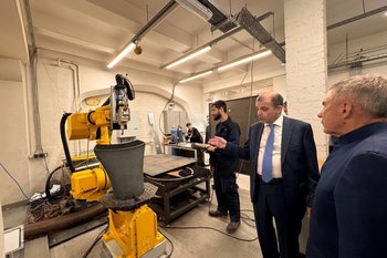 Минниханов ознакомился с подготовкой кораблестроителей в СПбГМТУ