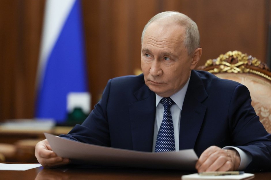 Путин: бизнес в России должен чувствовать себя спокойно и в безопасности