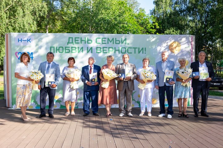 «Все начинается с любви»