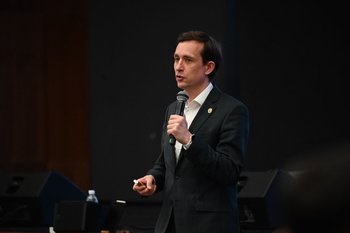 Министр цифрового развития Татарстана предупредил о новой схеме мошенничества с QR-кодами