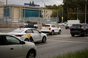 Россия вошла в топ-5 стран G20 с самым дешевым такси