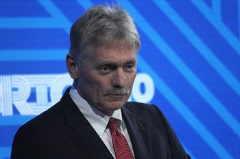 Песков заявил о попытке Киева сорвать тенденцию к мирному урегулированию атакой БПЛА