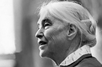 Анна Зегерс: «От нее ожидали, что она встанет и выкрикнет правду»