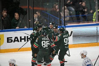 «Ак Барс» обыграл «Динамо» со счетом 5:4 на домашней арене