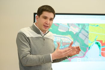 Глава Вахитовского и Приволжского районов Казани попросил жителей присылать сообщения о состоянии дорог