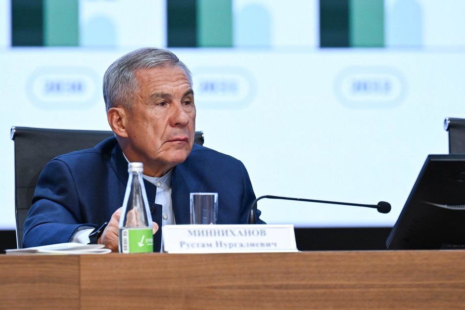 «Сирота обязательно должен получить поддержку»: раис РТ потребовал проверить жилфонд для сирот