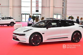 Автоэксперт Подщеколдин сказал, сколько россиян могут купить машину без кредита