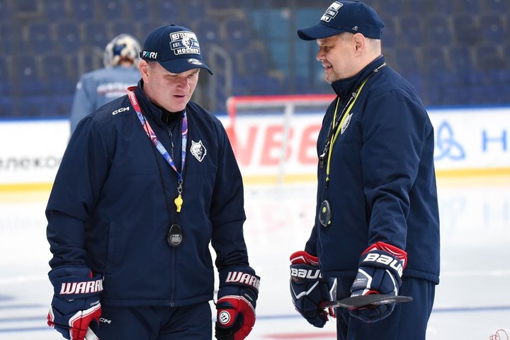 Словацкий тренер Озимак прекратил работу в «Нефтехимике»