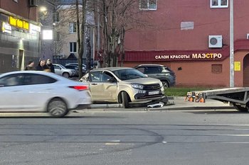 В результате аварии на Даурской в Казани пострадали два пешехода