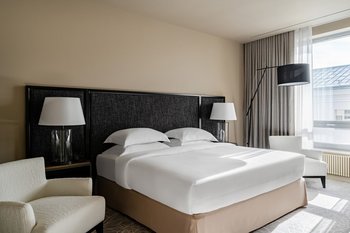 Путешественники в Казани чаще выбирают 4-звездочные отели на 8 ночей