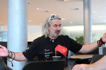 Андрей Леонтьев: «Любовь к стране приходит через ее узнавание»