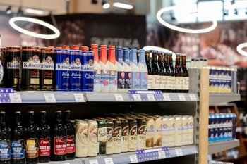 «Красное & Белое» опровергло сообщение об уходе из Вологодской области