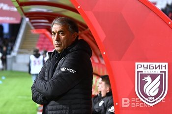 Рахимов номинирован на звание лучшего тренера РПЛ в апреле