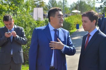 «Окно» в Турцию и три квартиры: почему Суяргулов подал в суд на семью ректора КАИ